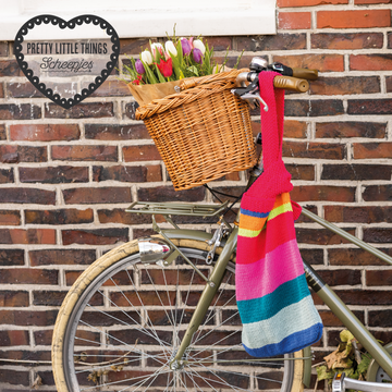 Pretty Little Things - Issue 39 -  Knitted Loop Bag Digital Pattern