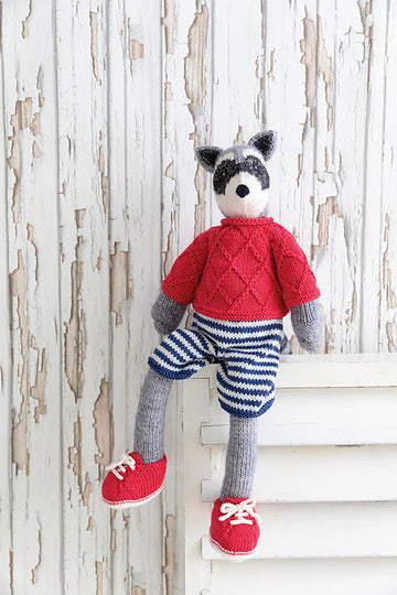 Knitted Animal Friends by Louise Crowther - Stanley The Raccoon Yarn Kit