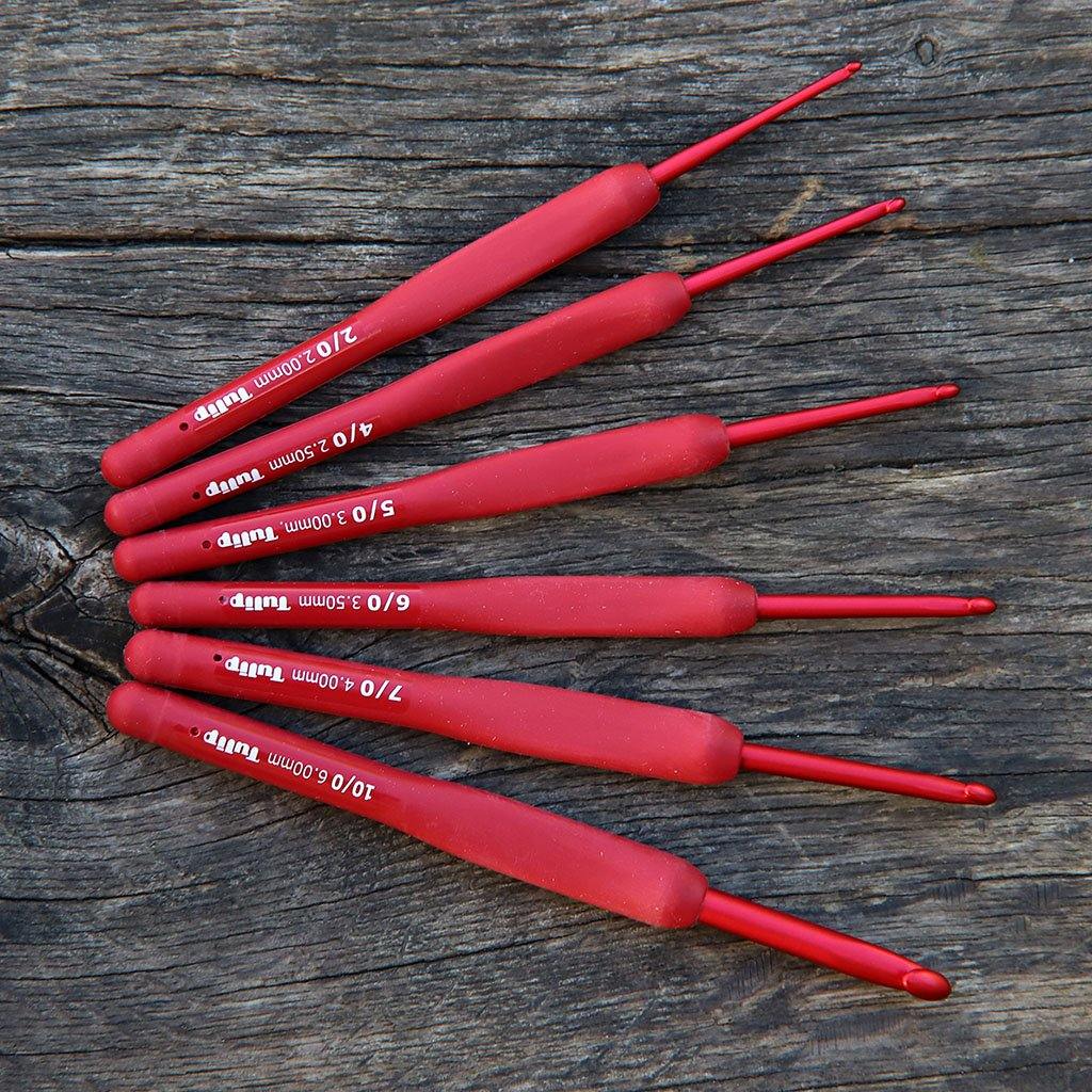 Tulip Etimo Red Crochet Hook - Nitti Yarns - NZ
